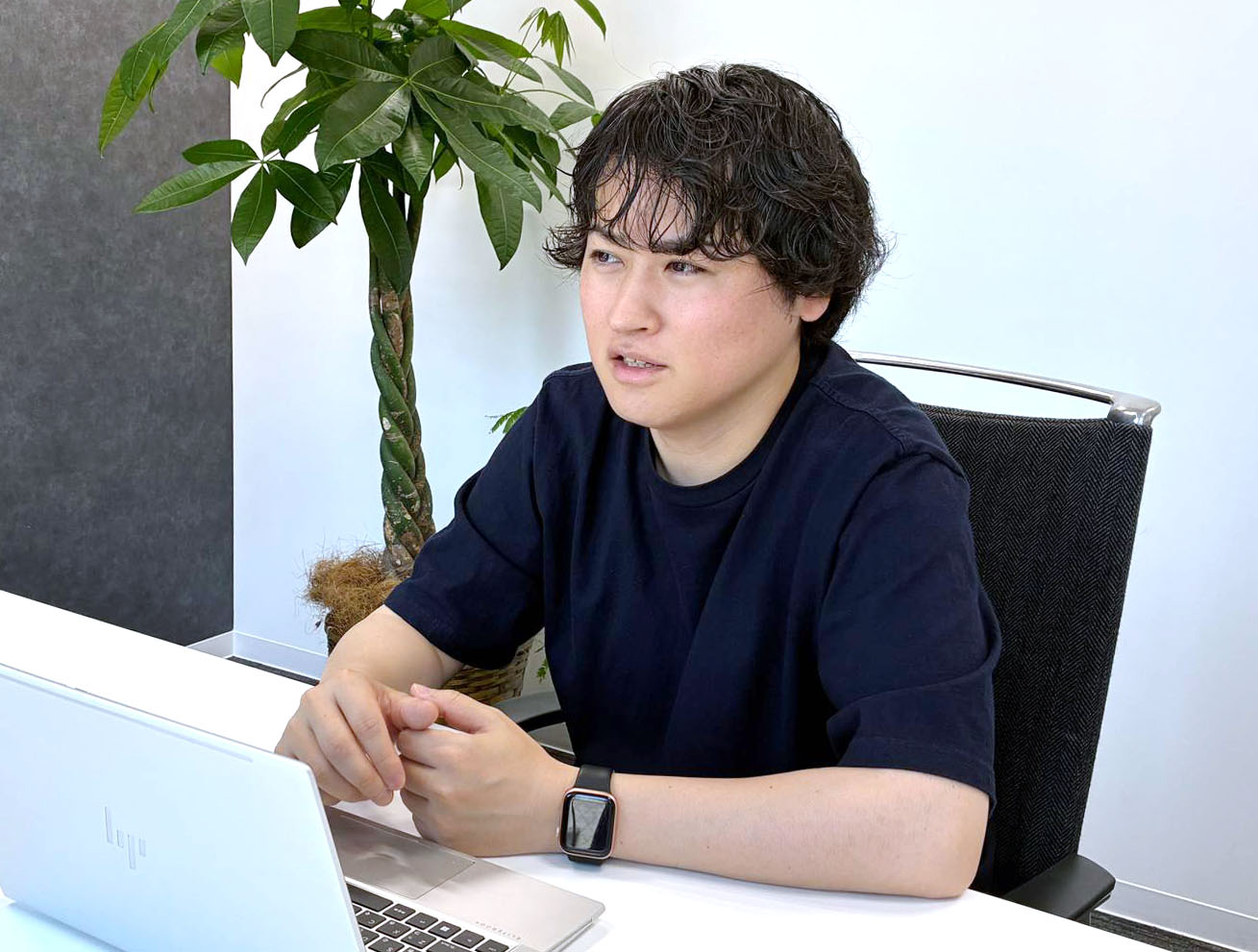 取締役 CFO 三宮洋太 様